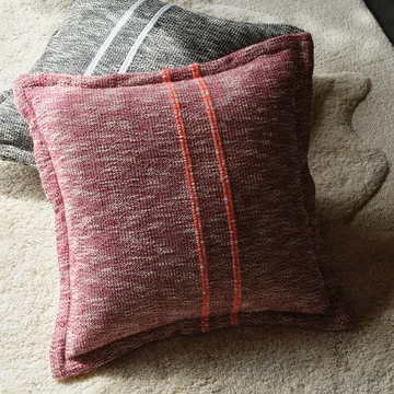 Tom Dixon - Track Kissen, 56 x 56 cm, burgund und schwarz / weiß