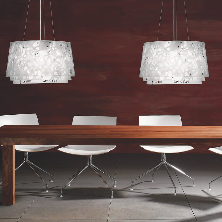 Collage 450 Pendelleuchte von Louis Poulsen