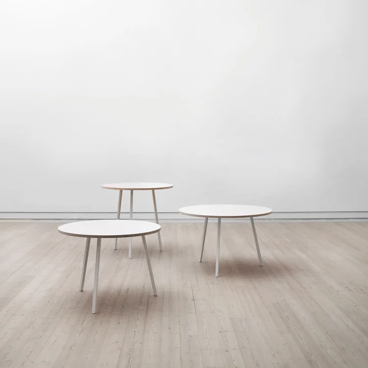 HAY - Loop Stand Round Table