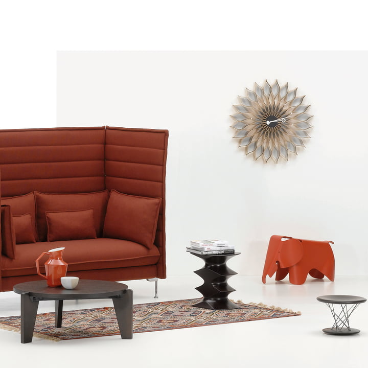 Sunflower Clock und Eames Elephant von Vitra