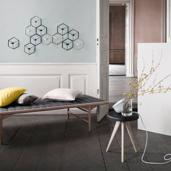 Daybed und POV Wandteelichthalter von Menu