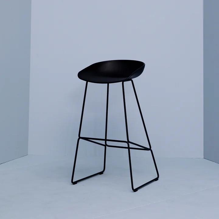 HAY - About A Stool AAS 38, schwarz / schwarz