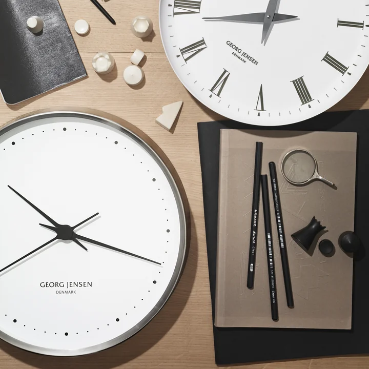 Georg Jensen - Henning Koppel Wanduhr Ø 30 cm, Edelstahl / weiß