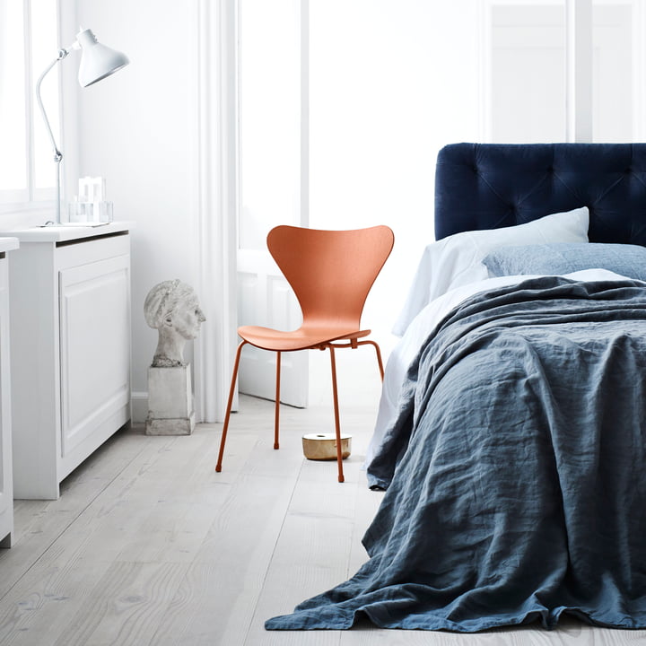 Serie 7 Stuhl, Monochrom Chevalier orange von Fritz Hansen