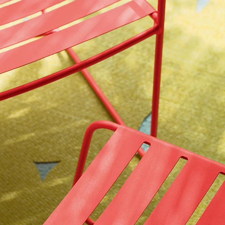 Aus Stahldraht und lasergeschnittenem Stahlblech