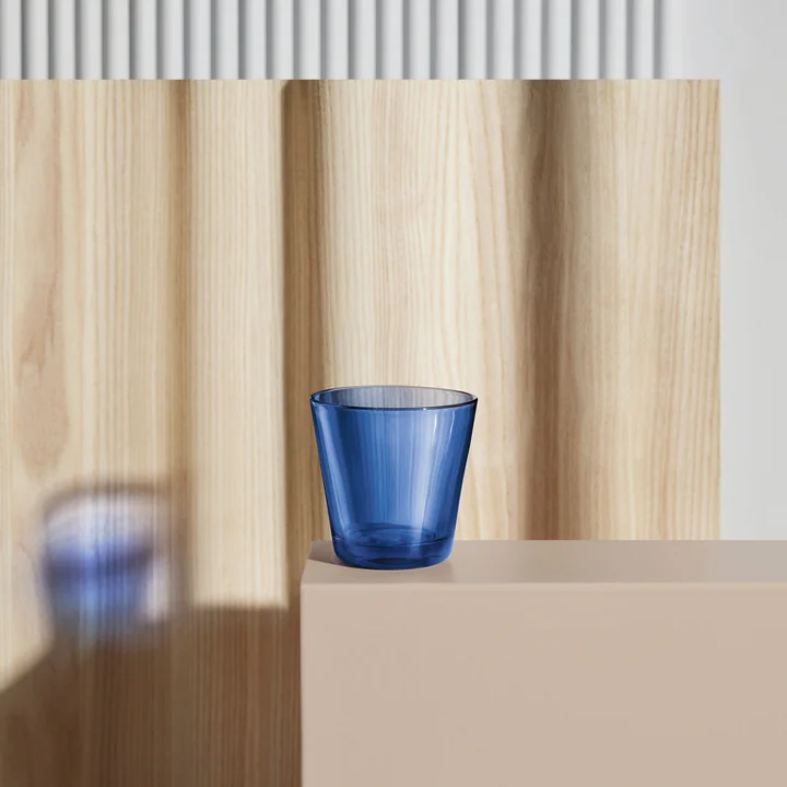Kartio Becher von Iittala in Ultramarinblau