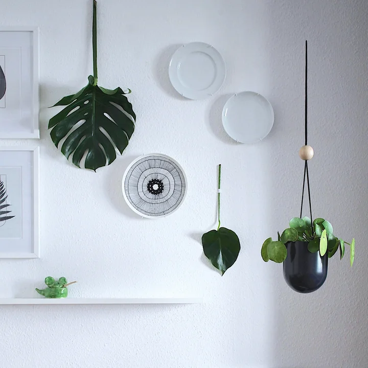 Oiva Siirtolapuutarha Teller von Marimekko als Wanddekoration