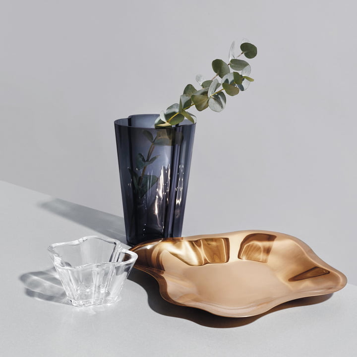 Aalto Schale flach mit Aalto Vase