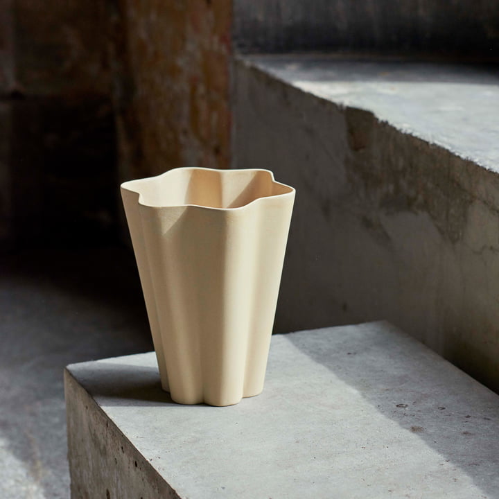 Vase Iris von Hay aus Porzellan kaufen