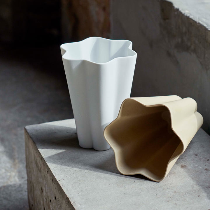 Vase Iris von Hay aus Porzellan kaufen