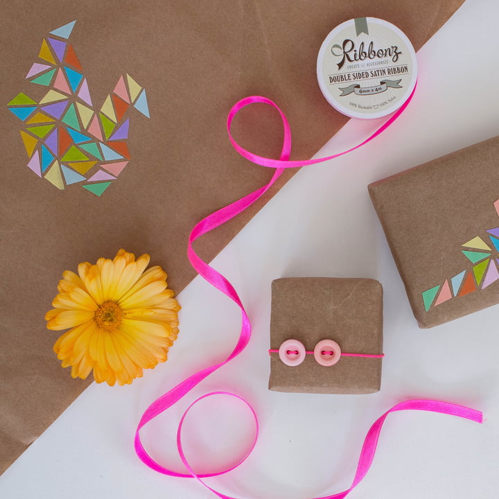 Geschenkverpackung dekorieren mit Masking Tape