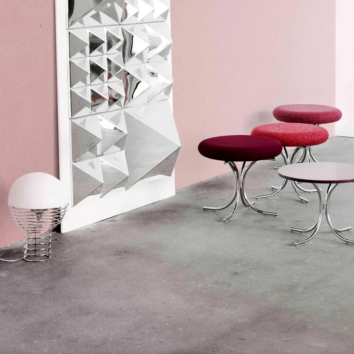 Die Verpan - Mirror Sculptures an der Wand