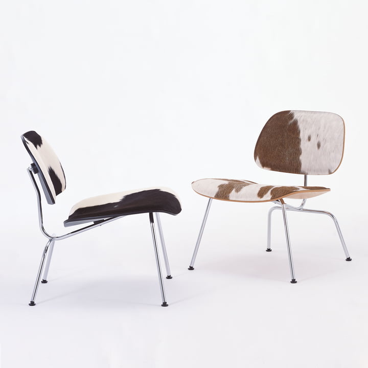 Der Vitra - Plywood Group LCM Sessel mit Kuhfell