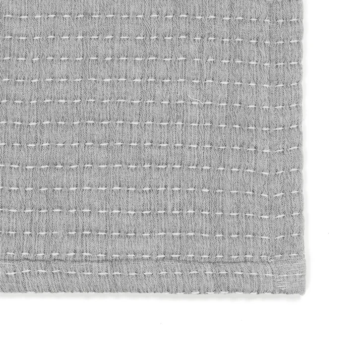 Daze Tagesdecke 250 x 240 cm von Ferm Living in ecru / blau