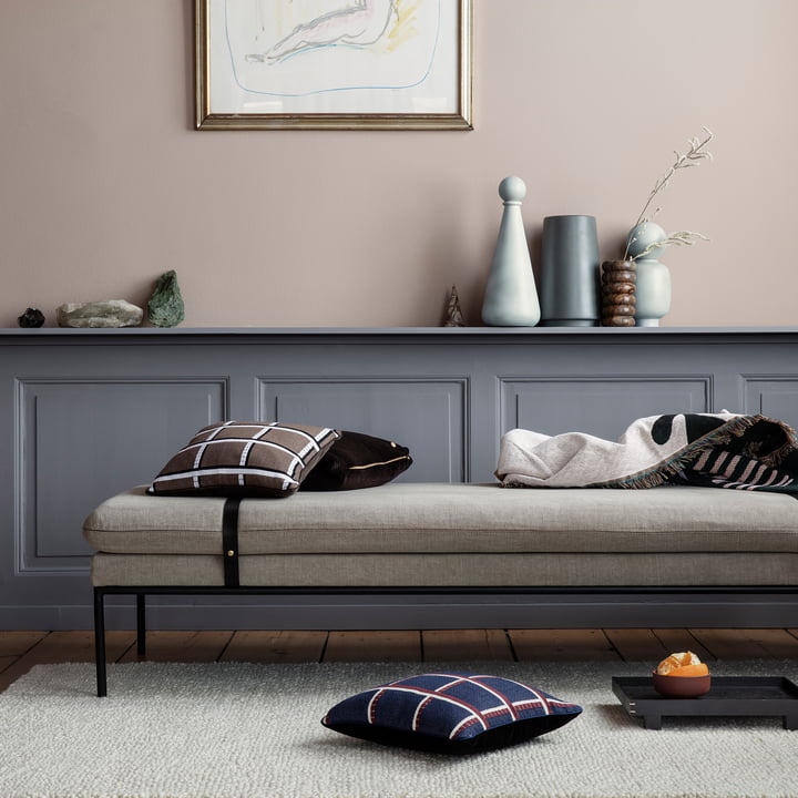 Salon Kissen und Muses Vase von Ferm Living
