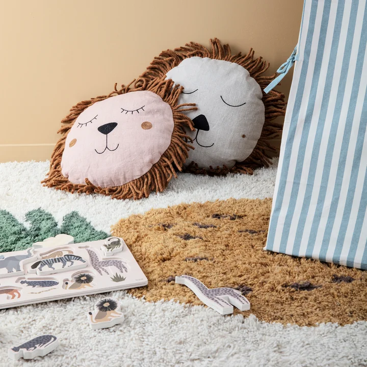 Safari Kissen Löwe und Safari Puzzle von Ferm Living