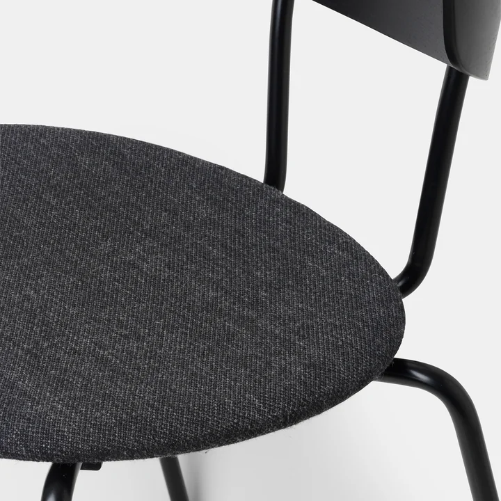 Herman Stuhl von Ferm Living in Fiord dunkelgrau / schwarz