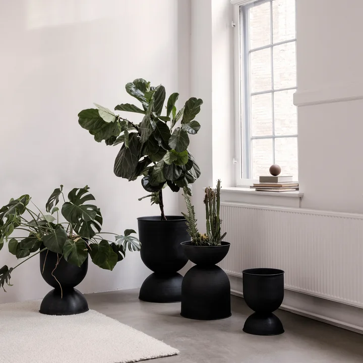 Hourglass Blumentopf von Ferm Living zu mehreren in verschiedenen Größen