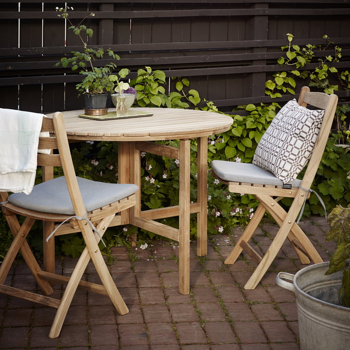 Selandia Tisch Ø 94 cm von Skagerak in Teak