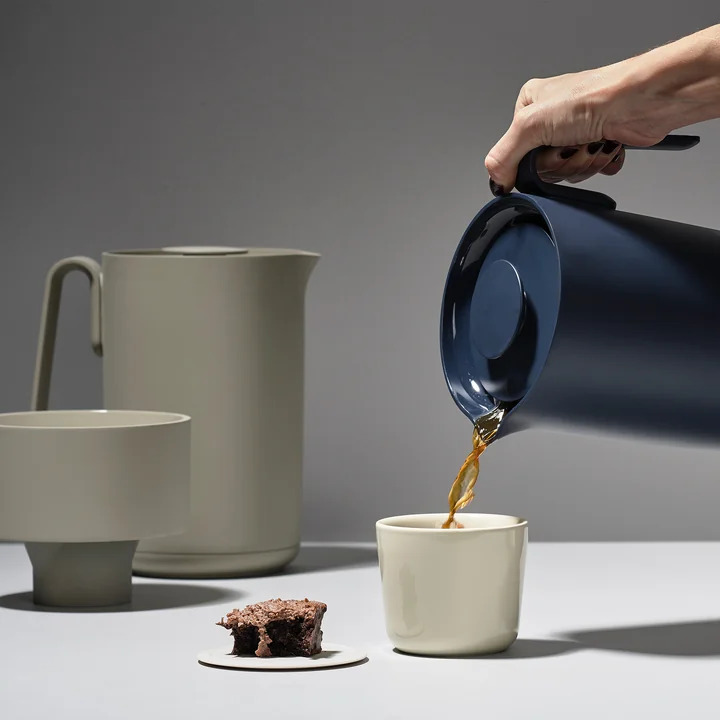 Singles Thermoskanne und Thermobecher von Zone Denmark