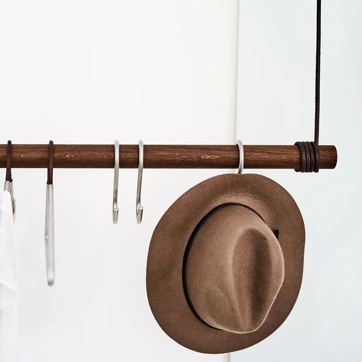 Swing Hängegarderobe M (80 cm) von Lind DNA in Eiche geräuchert / braun