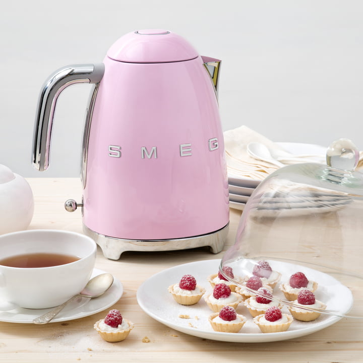 Wasserkocher 1,7 l (KLF03) in cadillac pink von Smeg