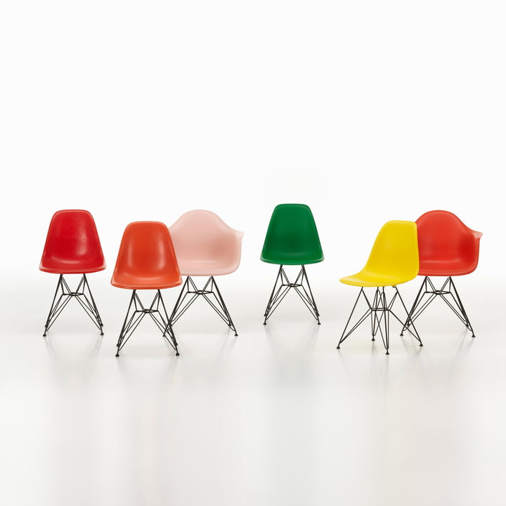 Eames Plastic Side Chair DSR von Vitra