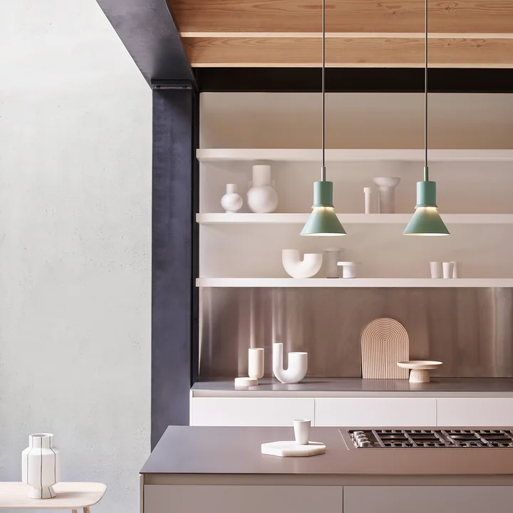 Type 80 Pendelleuchte von Anglepoise über dem Esstisch