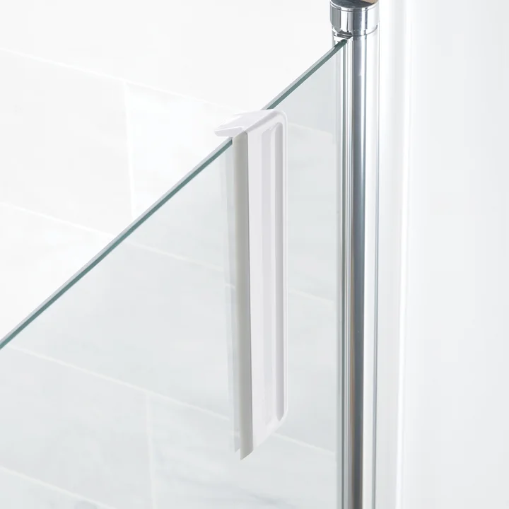 EasyStore Duschabzieher mit Aufhängehaken, grau / weiß von Joseph Joseph 