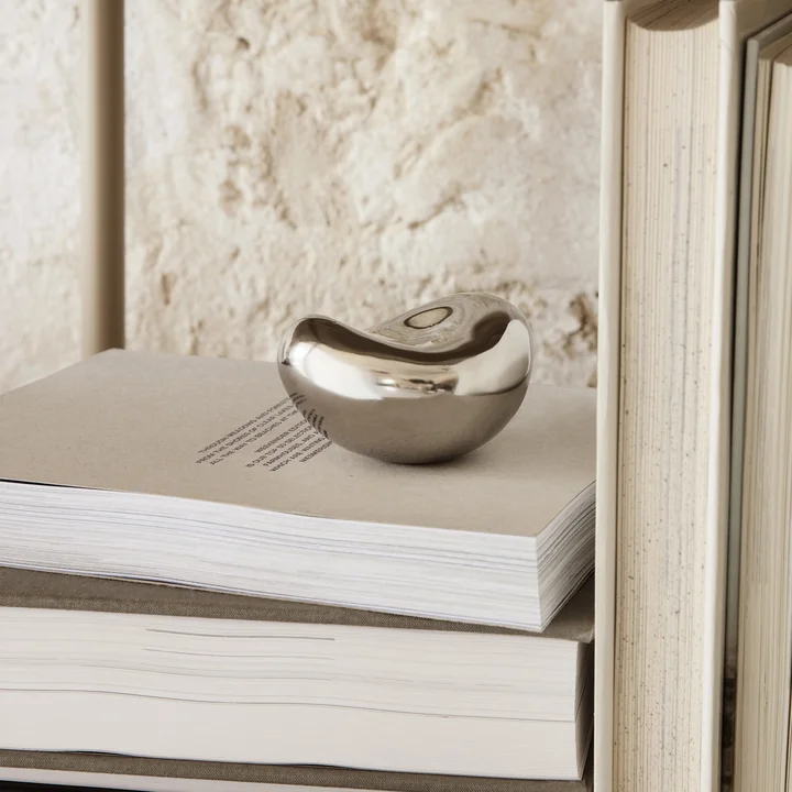 Skulptur von Ferm Living in Stahl