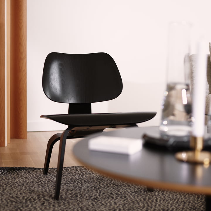 Vitra - Plywood Group LCW, schwarz