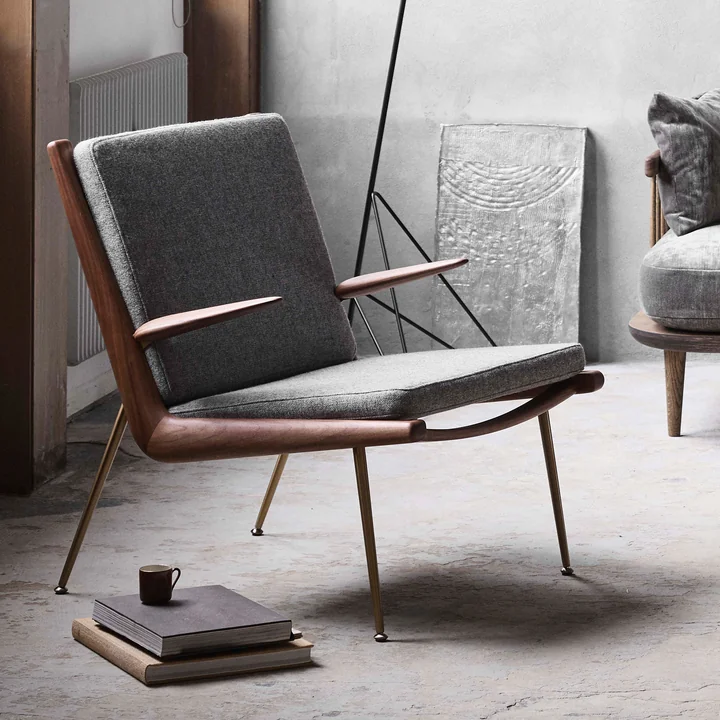 Boomerang HM2 Loungechair von &Tradition in Walnuss geölt / Hallingdal 130