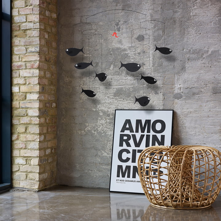 Das Shoal of Fish Mobile im modernen Ambiente