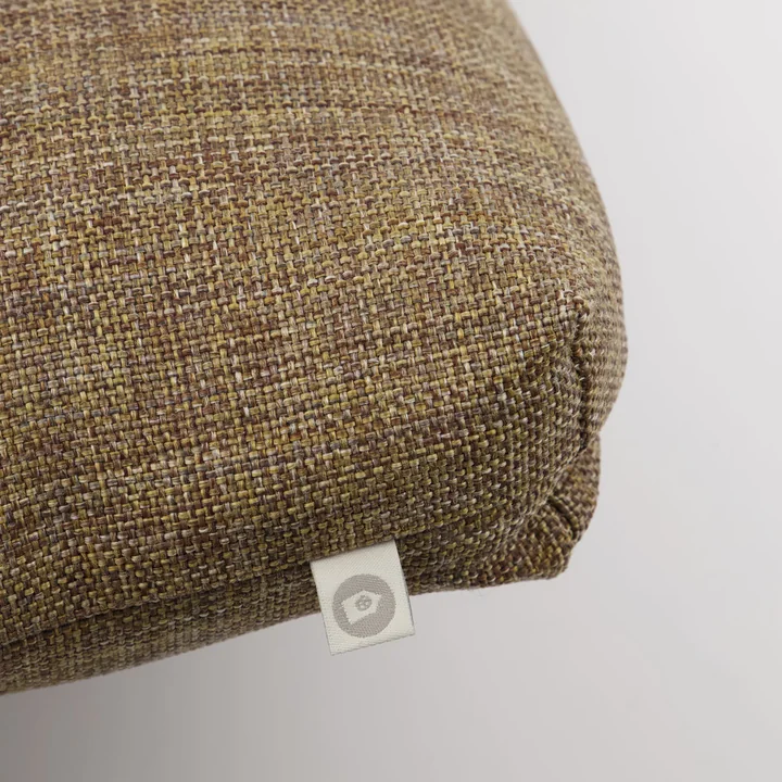 Das Fine Outdoor Kissen von House Doctor mit seinem festen Material