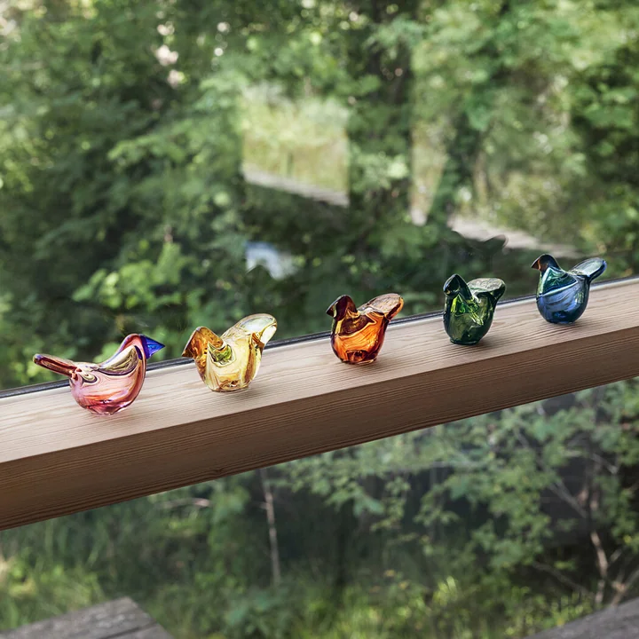 Die verschiedenen Birds by Toikka Vögel von Iittala im Freien