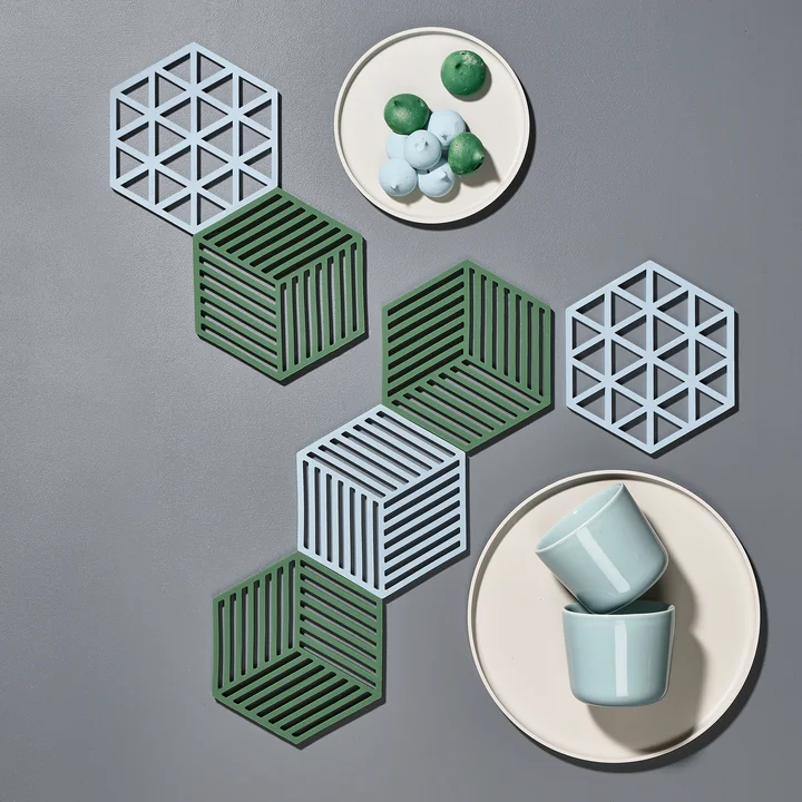Die Hexagon und Triangle Untersetzer von Zone Denmark in sky und cactus