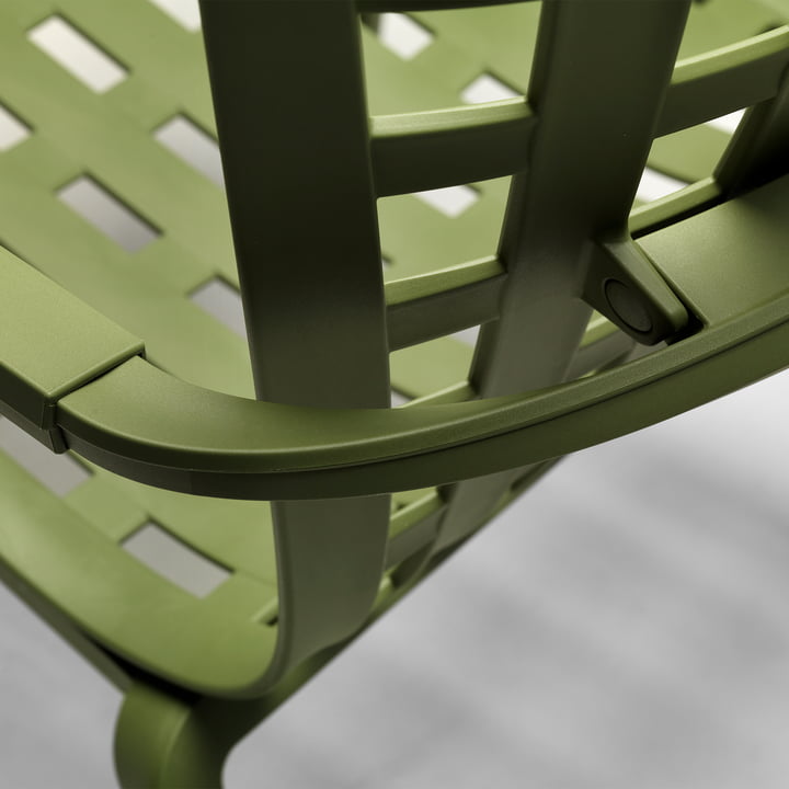 Der Folio verstellbarer Outdoor-Sessel von Nardi lässt sich in 2 Positionen einstellen
