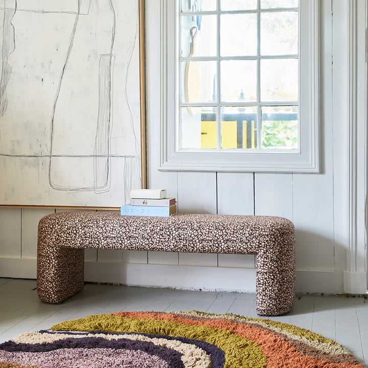Die DORIS Vintage Bank von HKliving im Flur