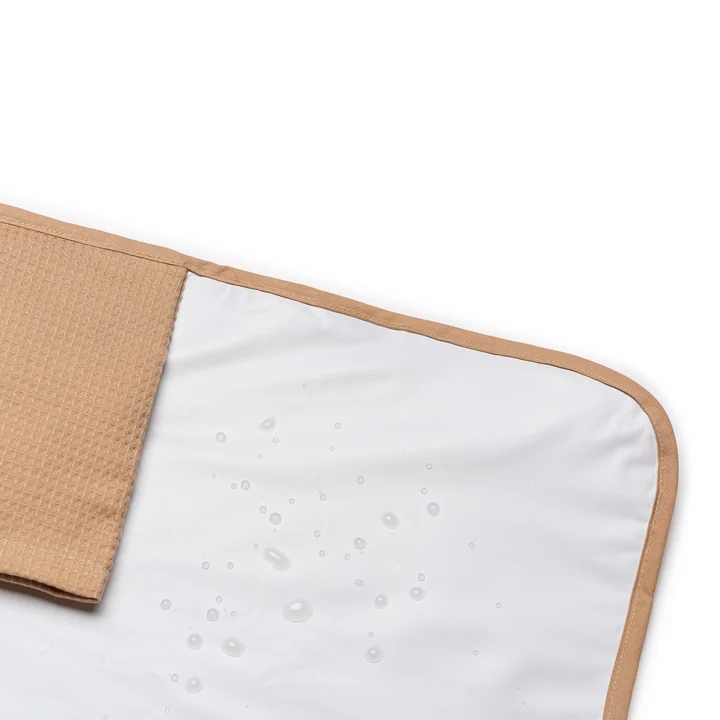 Mozart Wickelunterlage von Nobodinoz in nude