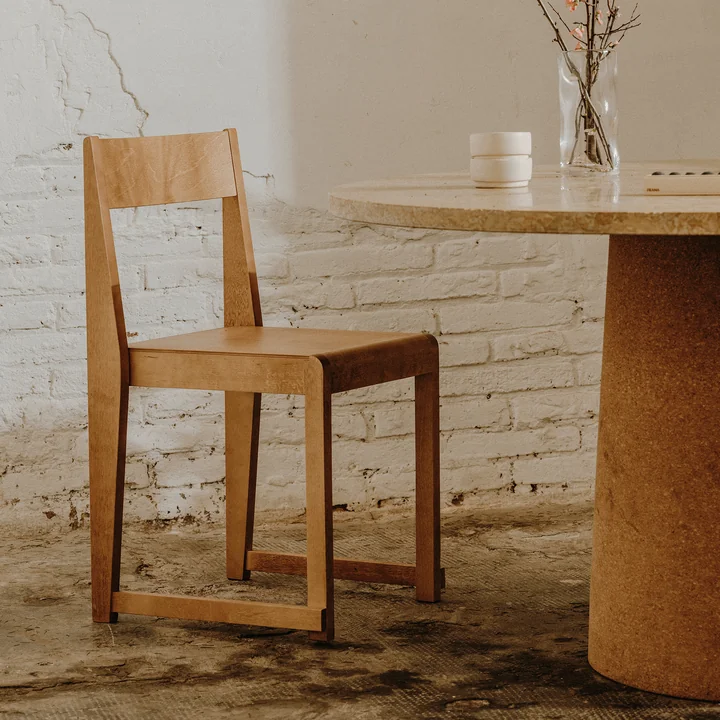 Chair 01 von Frama in Birke geölt / warm brown
