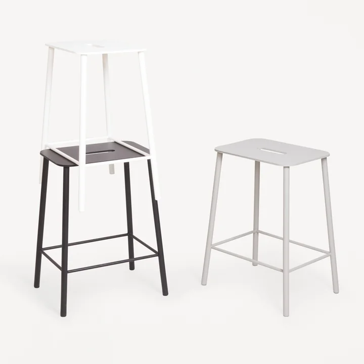 Adam Hocker Mono, H 50 cm in Stahl pulverbeschichtet weiß, grau, schwarz