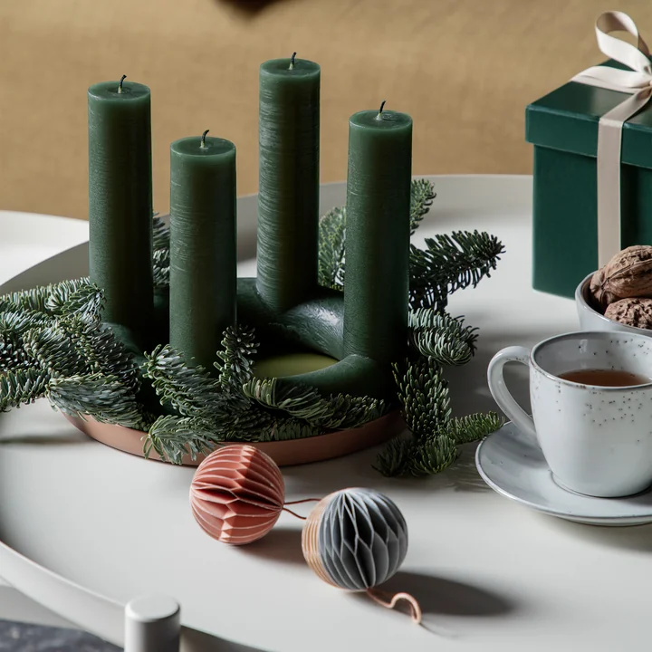 Lucia Adventskerze und Donna Dekoteller von Broste Copenhagen