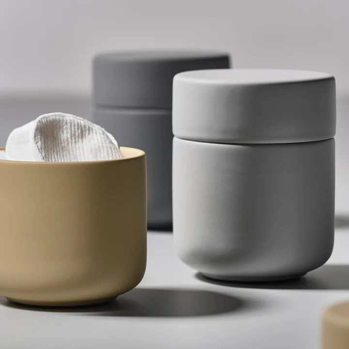 Ume Gefäß mit Deckel von Zone Denmark