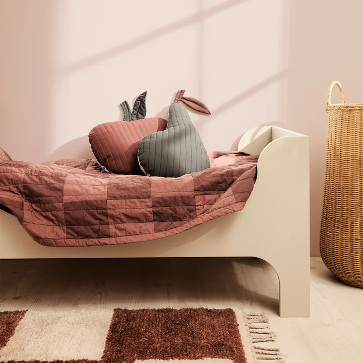 Sill Kinderbett von Ferm Living in der Farbe cashmere