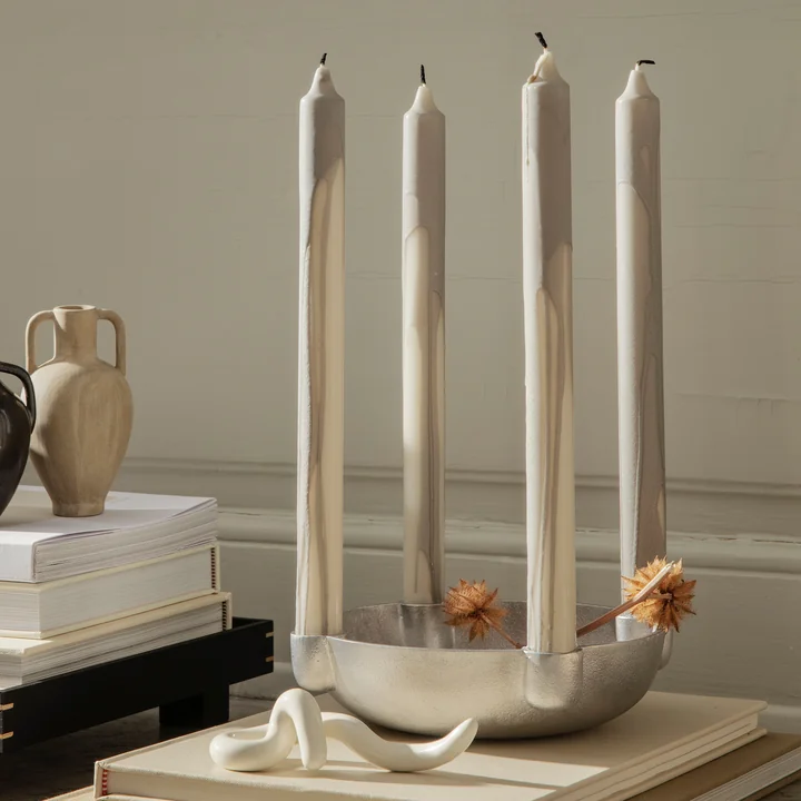 Dryp Stabkerzen von Ferm Living in der Ausführung grey / weiß