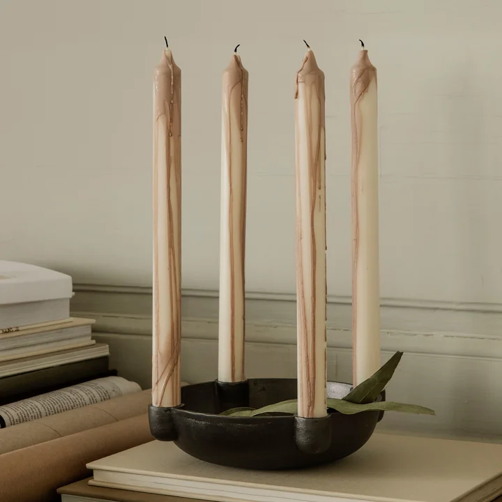 Dryp Stabkerzen von Ferm Living in der Ausführung beige / weiß