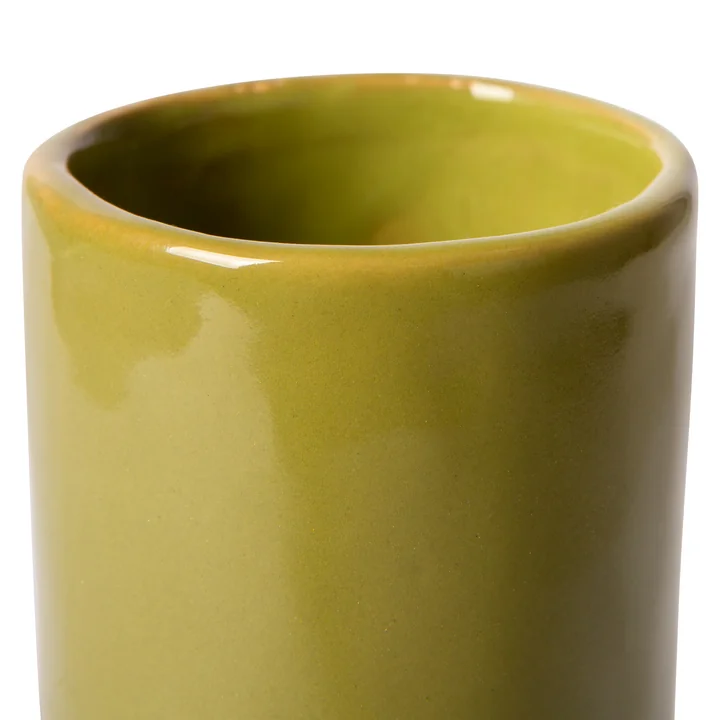 Objects Twisted Vase von HKliving in der Farbe glossy olive green