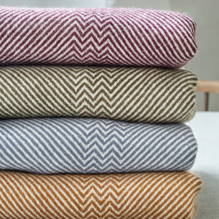 Kattefot Wolldecke, Gruppe von Røros Tweed