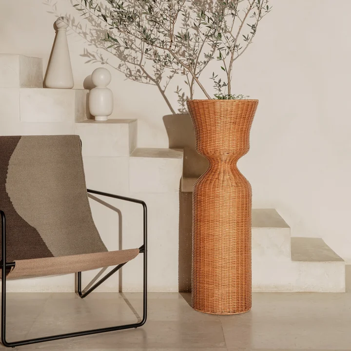 Agnes Blumenständer geflochten, H 90 cm, natur von Ferm Living