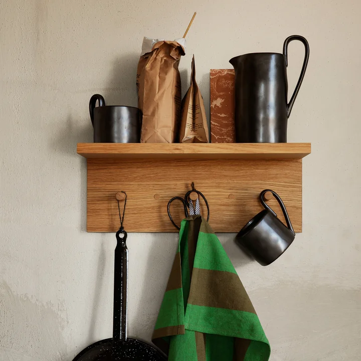Place Wandregal, Small, Eiche von Ferm Living
